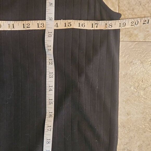 Doe & Rae long ribbed half zip top, NWT - Picture 11 of 11